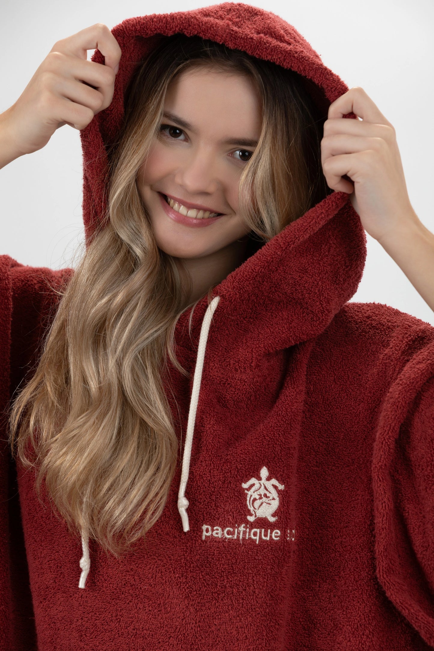Surf Poncho Bordowy - Rozmiar uniwersalny - Bawełna - z rękawami