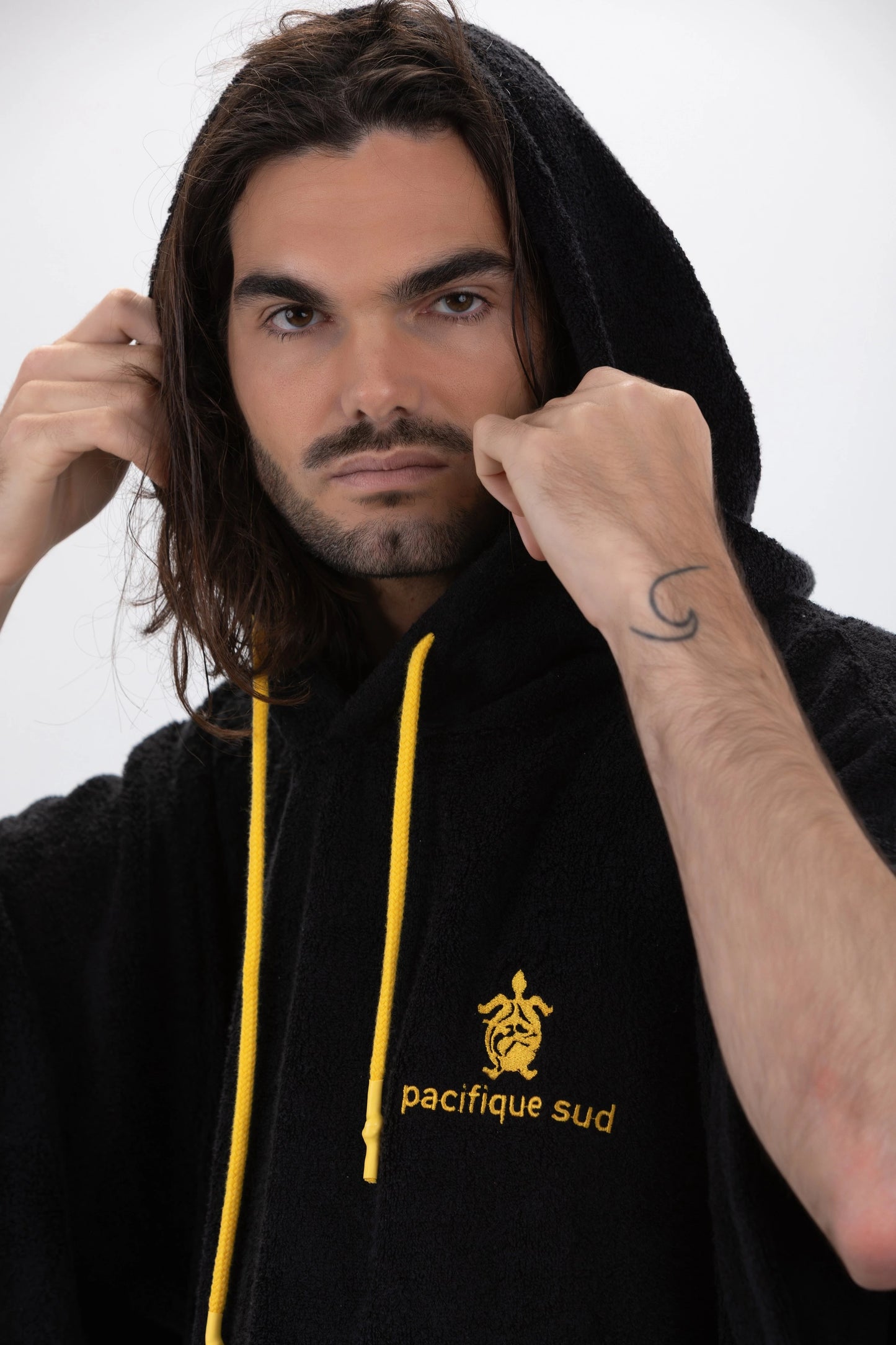 Surf Poncho Nero - Taglia Unica - Tencel - Con maniche