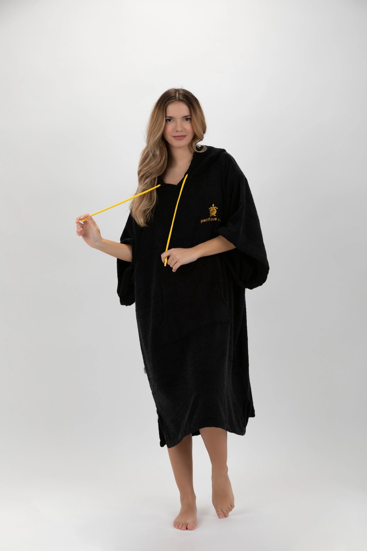 Surf Poncho Nero - Taglia Unica - Tencel - Con maniche