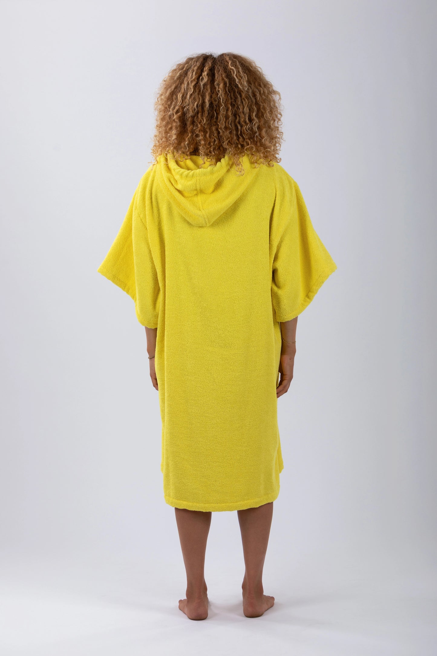 Poncho Surf Amarelo - Tamanho Único - Algodão - com mangas