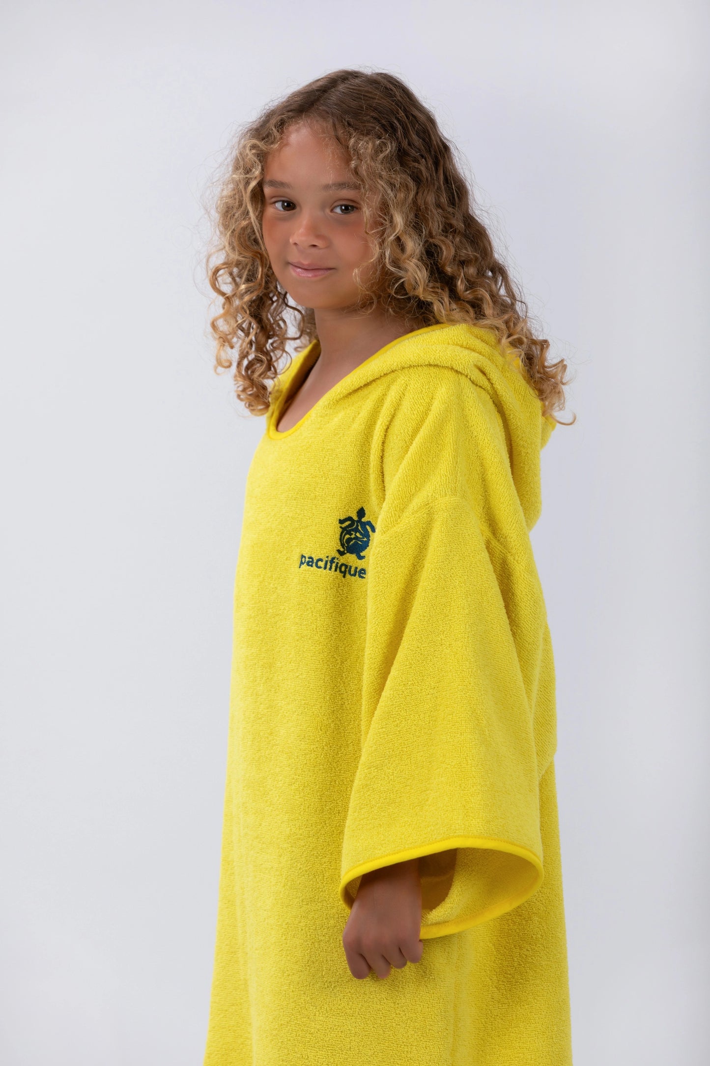 Poncho Surf Kids - Amarelo - Algodão - Com mangas